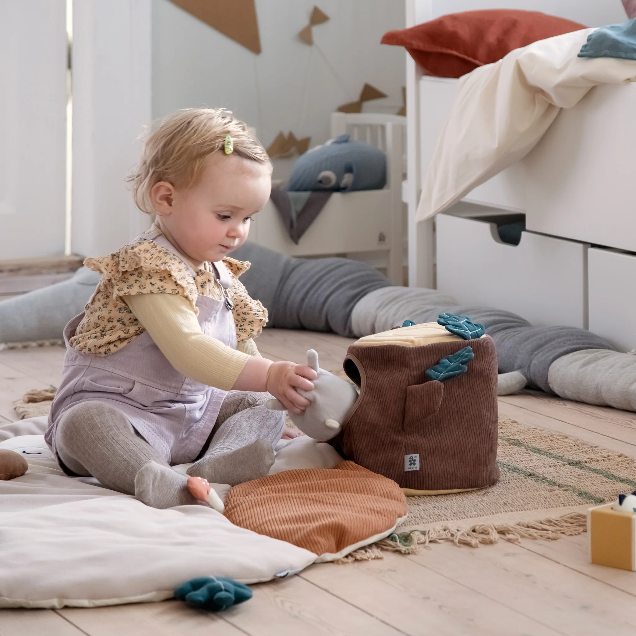 Gemmeleg træstub - Aktivitetslegetøj - Brun - Image 4