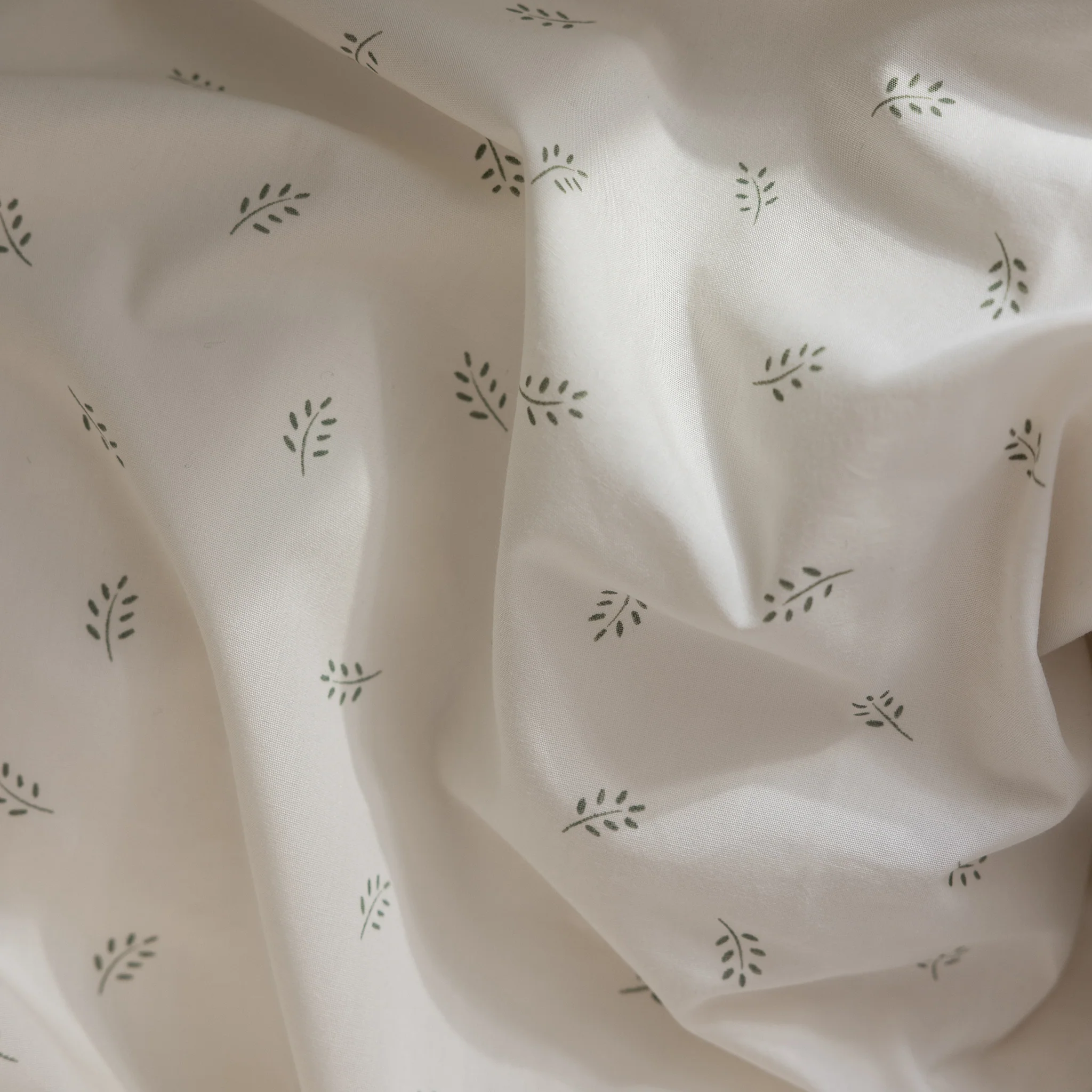 Percale Junior Sengetøj (DK mål) - Sebra Sleep - Sophora Leaves - Image 9