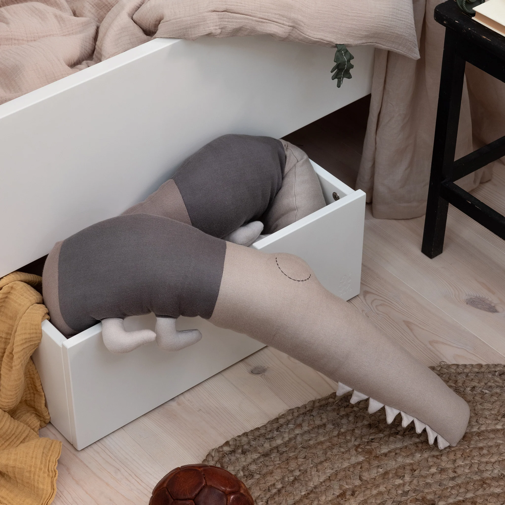 Sleepy Croc, Strikket pude - Sebra Play - Seabreeze beige - Image 3