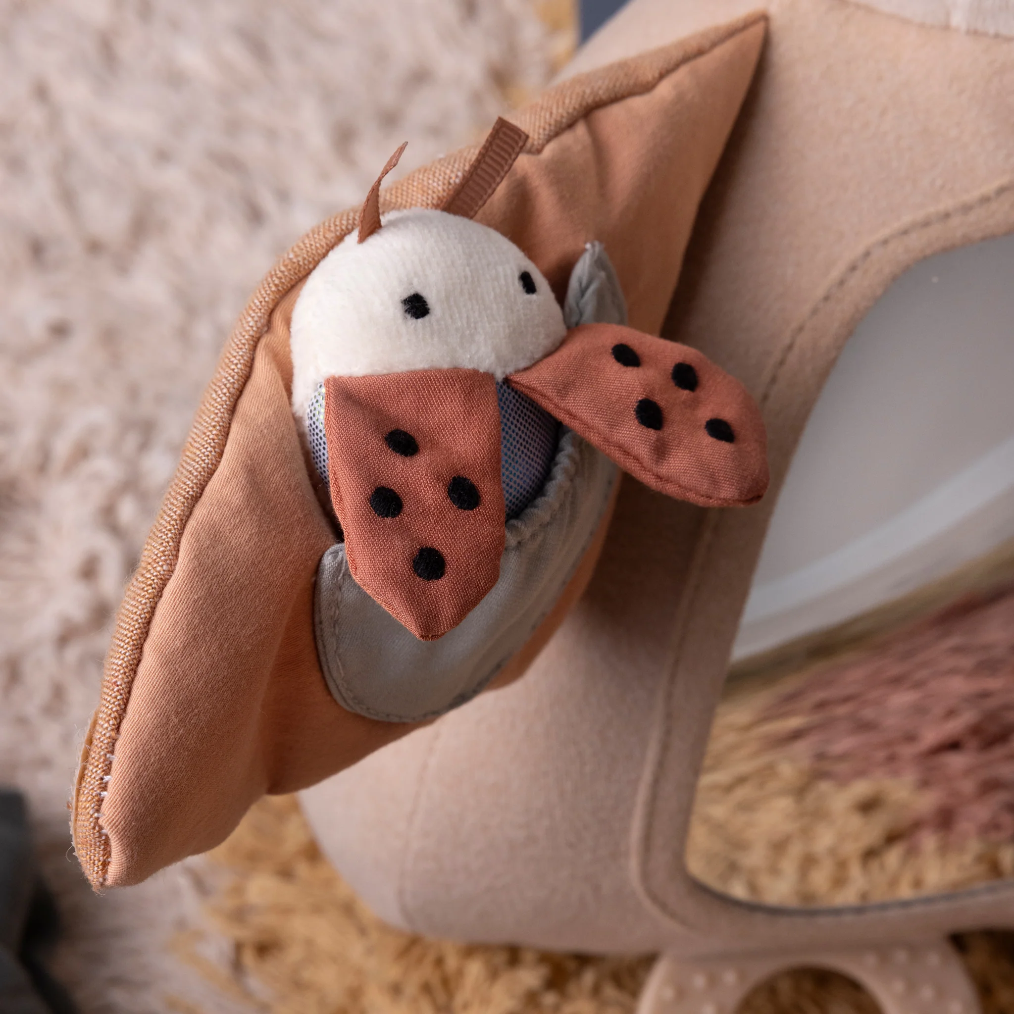 Uglen Blinky, Aktivitetslegetøj - Sebra Play - Maple beige - Image 4