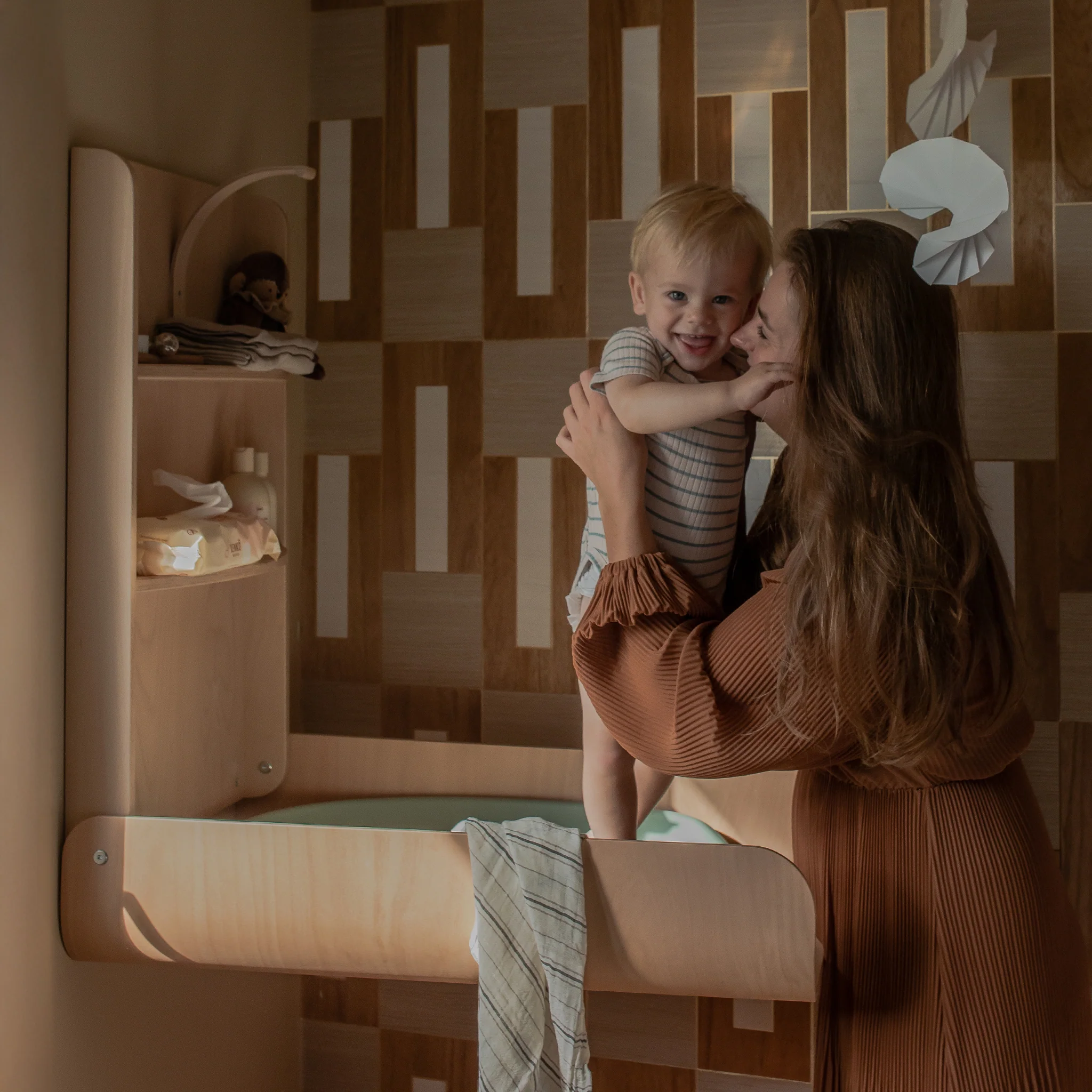 Væghængt puslebord - Sebra Care - Wooden Edition - Image 10